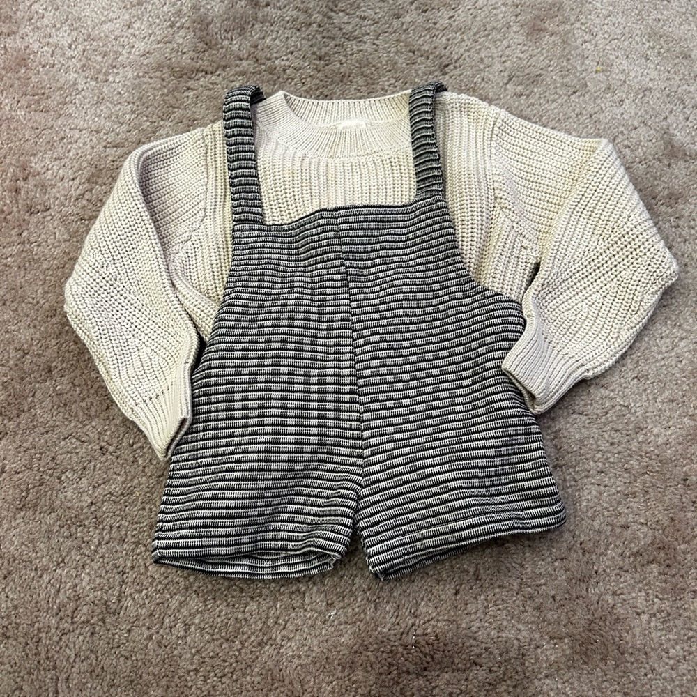 Analogie Lil Legs Beige Chunky Knit Sweater and Kin Kin and Herringbone Romper